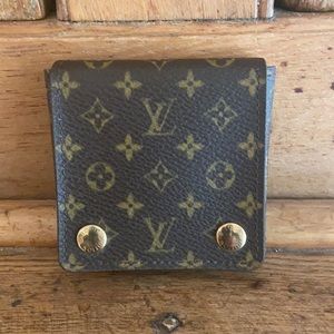Louis Vuitton Ring / Necklace case.